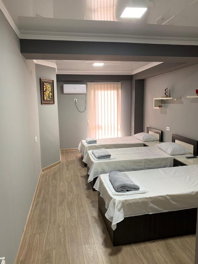 Art Hole Bed & Breakfast Kutaisi Luaran gambar