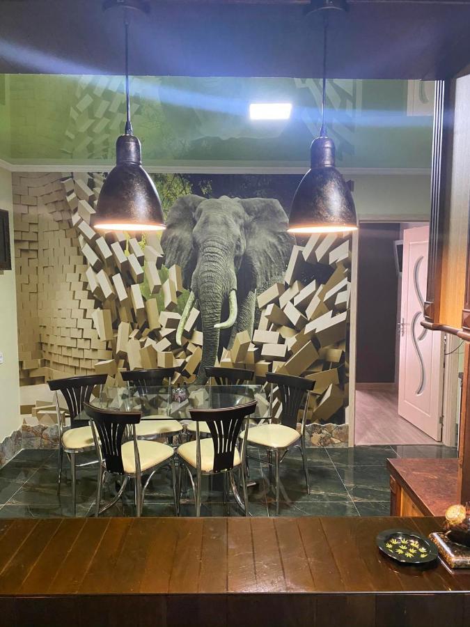 Art Hole Bed & Breakfast Kutaisi Luaran gambar